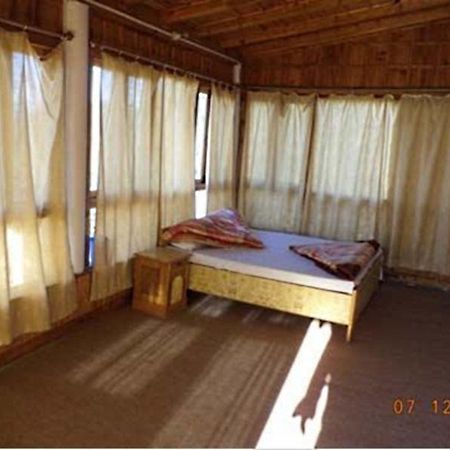 Veselka Resort Mukteshwar Kültér fotó